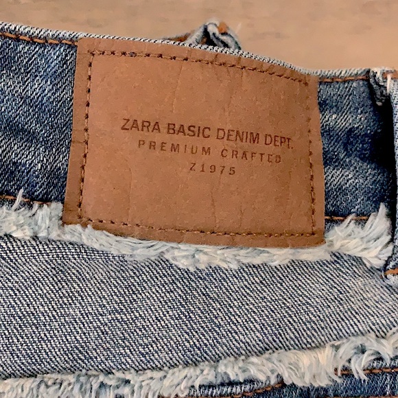 Zara Frayed Jeans - Picture 3 of 3